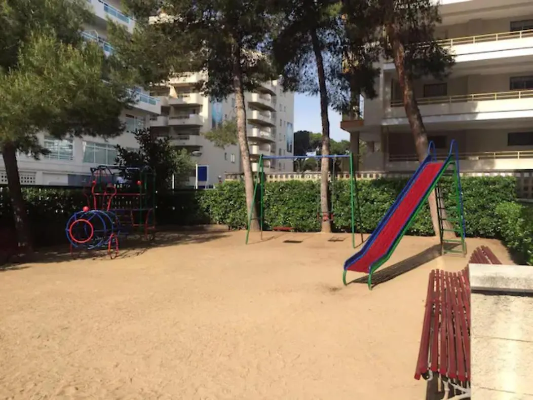 Apartamento Centrico Y Con Piscina A 5 Min. Playa サロウ スペイン