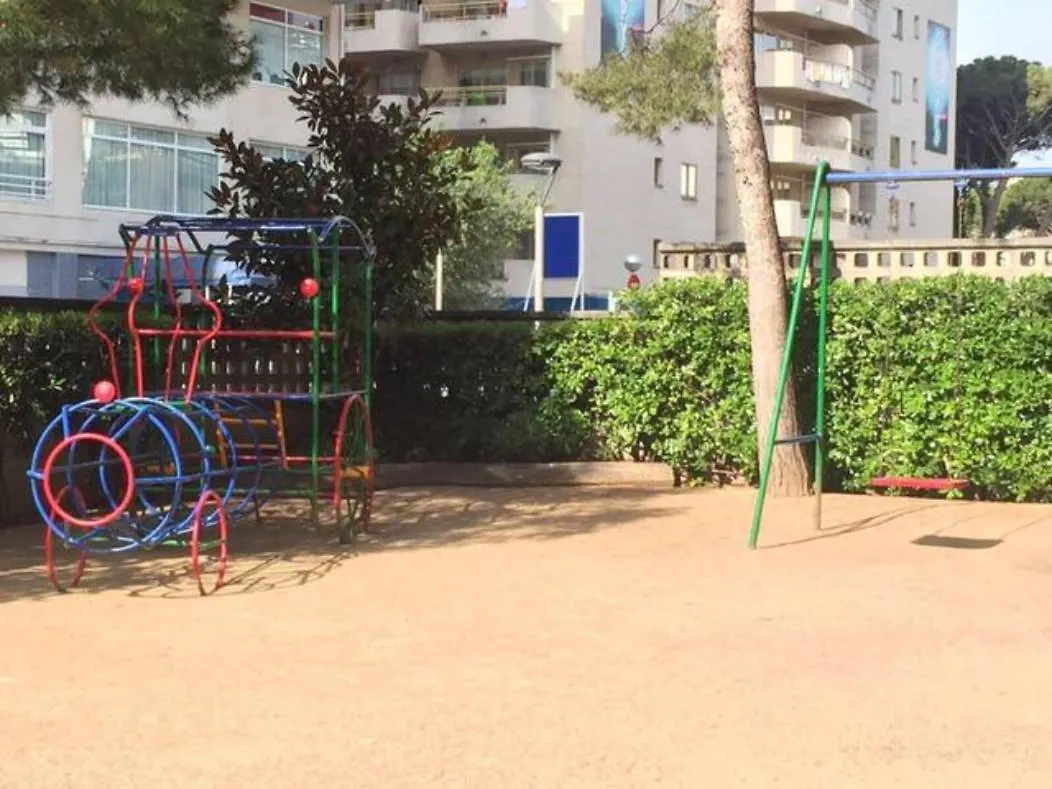 アパート Apartamento Centrico Y Con Piscina A 5 Min. Playa サロウ スペイン